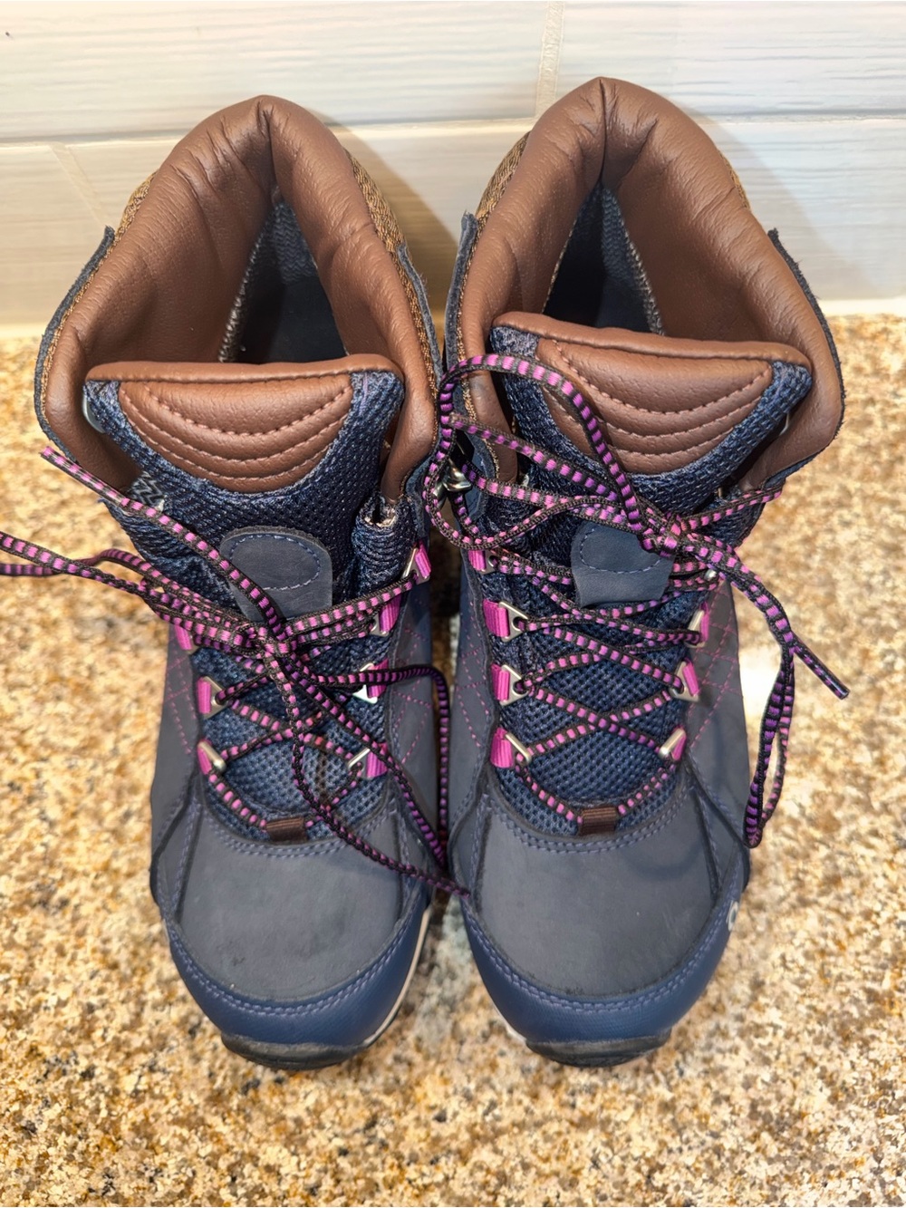Oboz Women's Navy and Brown Hiking Boots - Picture 3 of 9